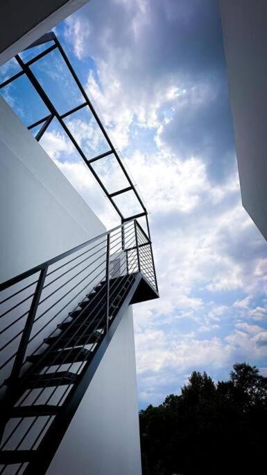 Villa 55 With Pool, Karaoke And Rooftop Bogor Bagian luar foto